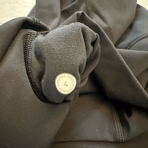 Lululemon Wunder Under Leggings - Picture 3 of 3
